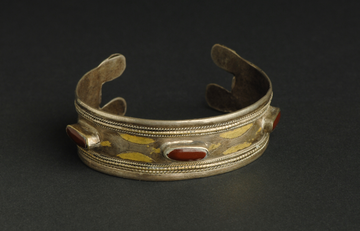 The Rich Heritage of African Brass Jewelry: Unveiling Cultural Significance and Artistry