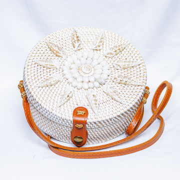 White Rattan Sling Bag with Collected Shells | Summer Crossbody Bag