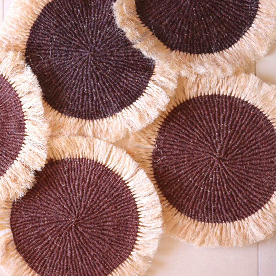 Maroon sisal placemats | Fringe Placemats