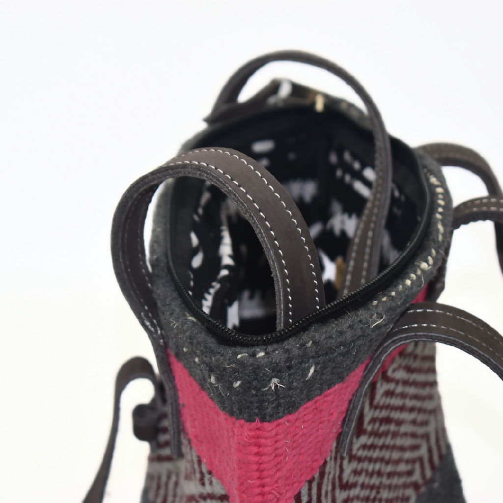 Woolen Kiondo Handbag NB12