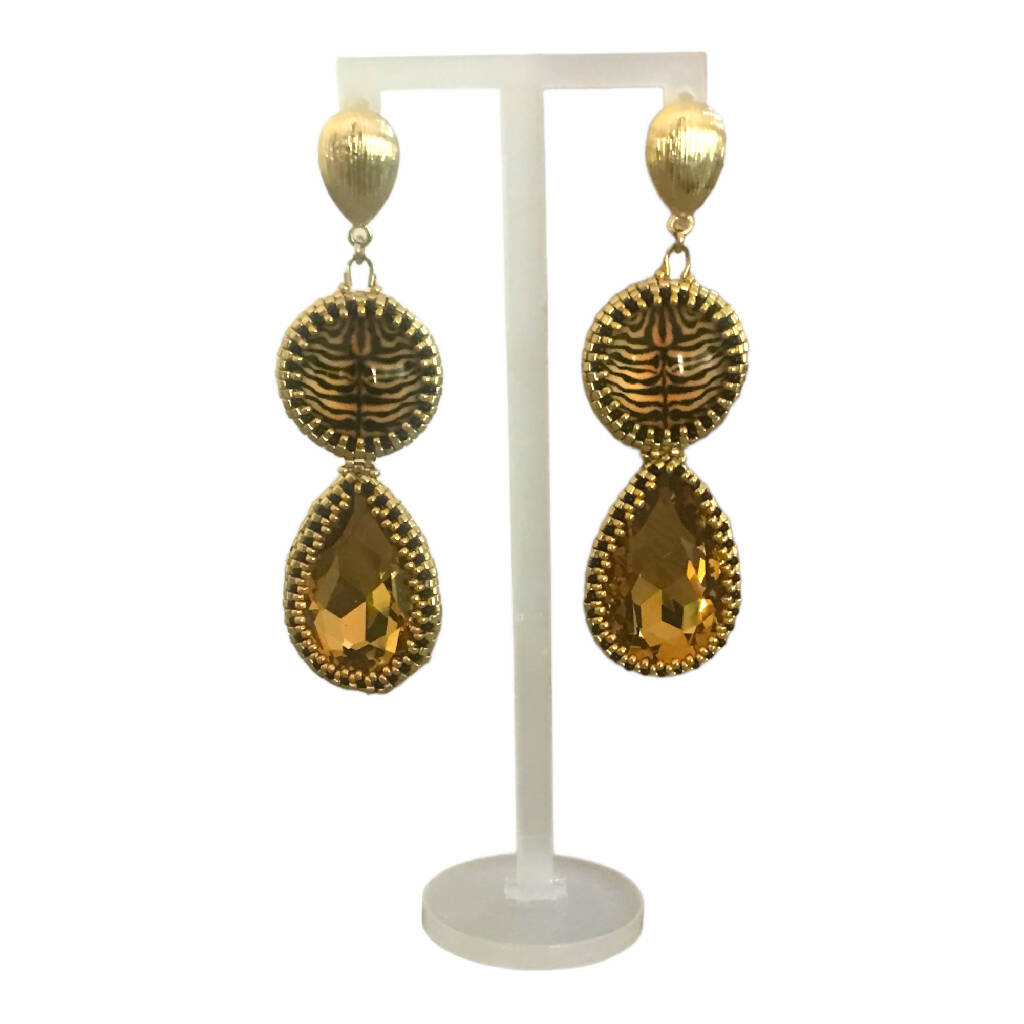 Gold water drop earrings
