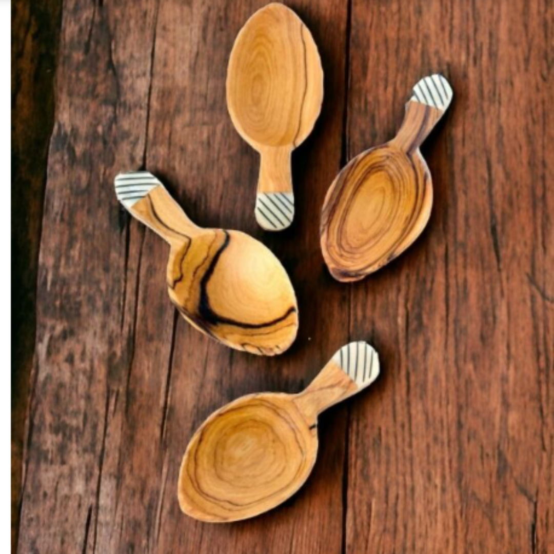 Olive wood leaf spice spoon with batik detail(set of 4)