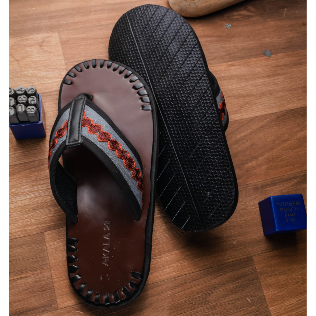 Trago leather Flip flops