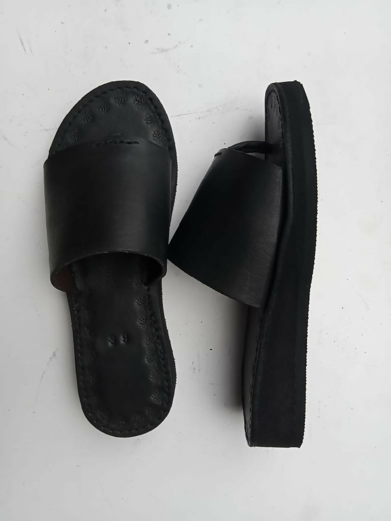 Plain leather wedge sandals - Mawu Africa