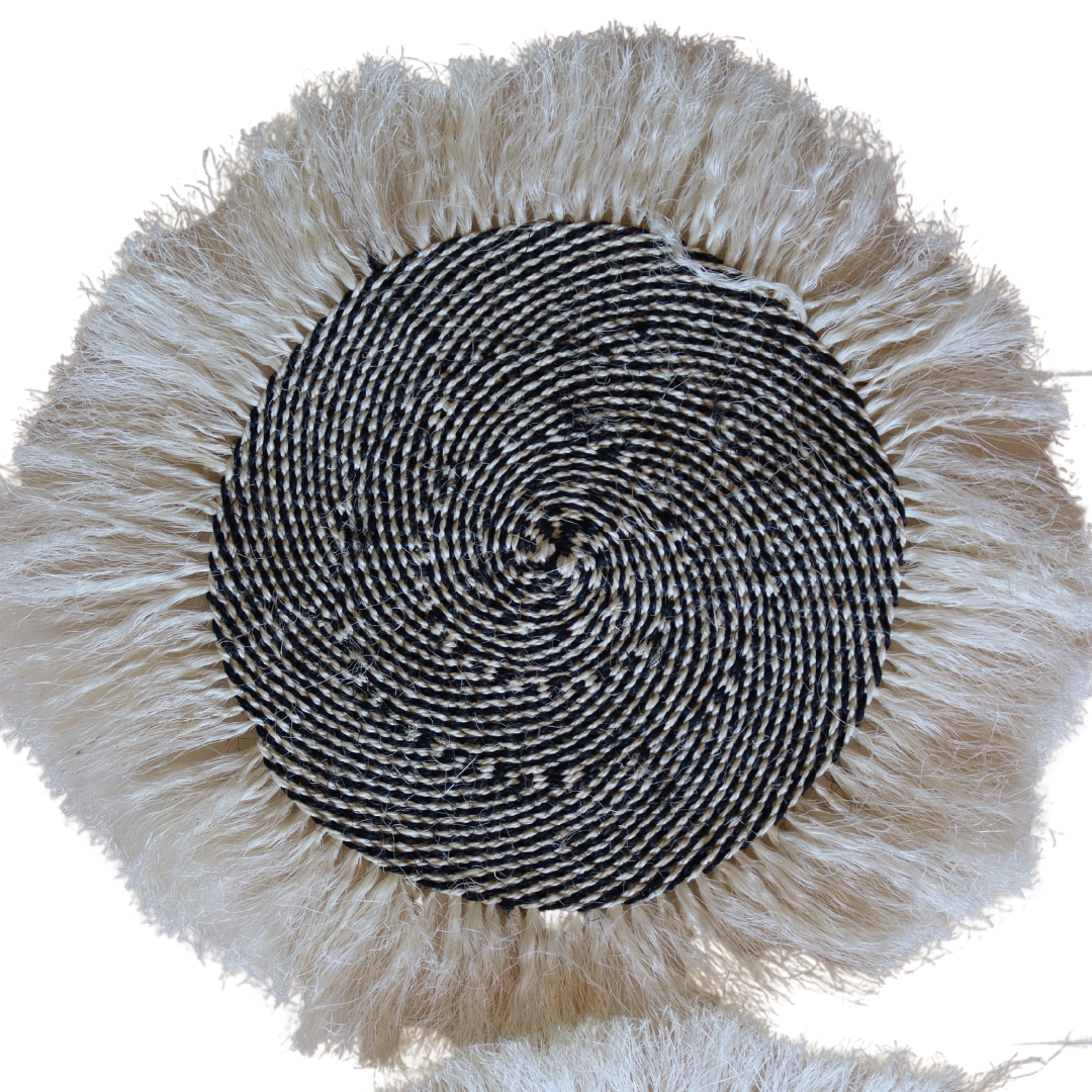 Placemats | black and white spiral | Sisal mats with fringe