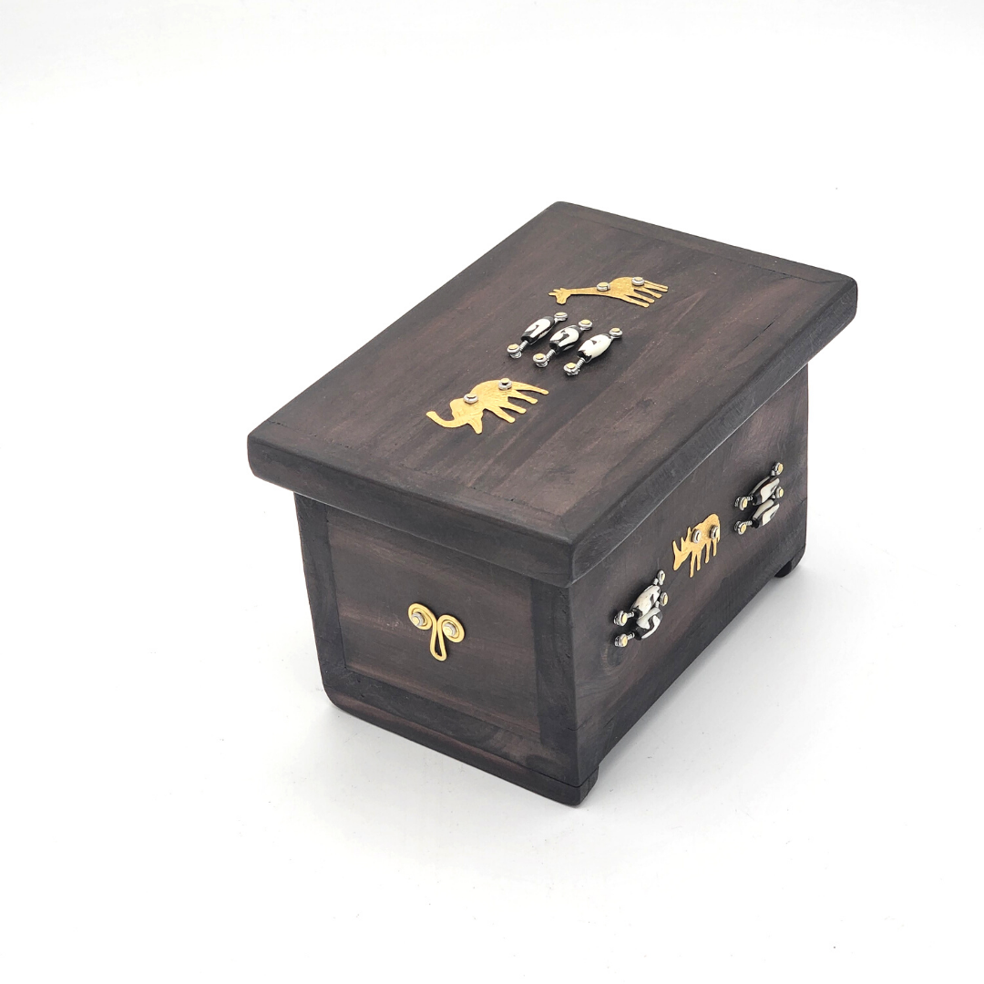 Handmade chest box | Jewelry box | Trinkets box | Brass Animal drawing box